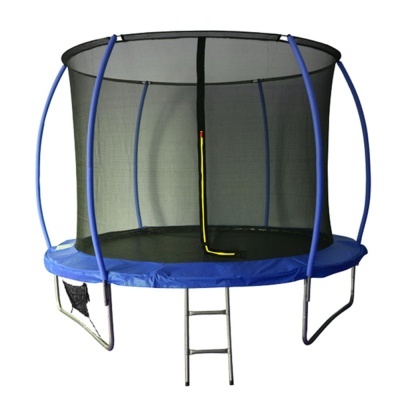 Trampolim redondo com rede de proteção preta e almofada azul