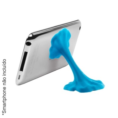 Suporte azul para smartphone em formato de língua grande com smartphone prateado