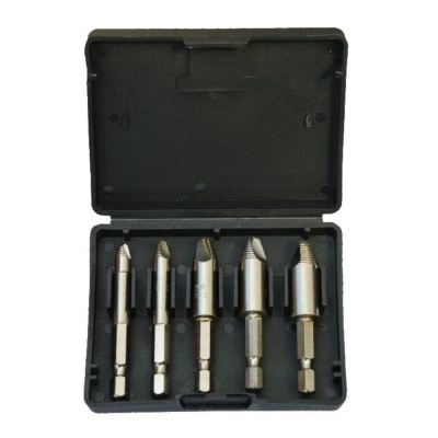 Conjunto de brocas metálicas num estojo preto aberto