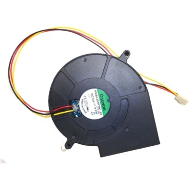 Ventoinha de refrigeração negra com cabos coloridos e etiqueta central SUNON