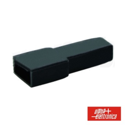 Conector plástico preto retangular com logótipo Alpha Elettronica