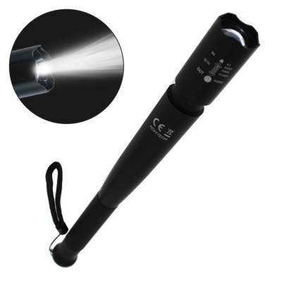 Lanterna preta comprida com punho e alça de mão preta