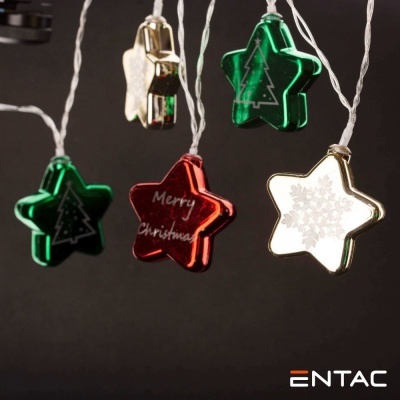 Luzes decorativas de Natal em forma de estrela coloridas com desenhos e texto.