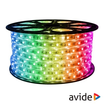 Rolo de fita LED colorida em plástico transparente