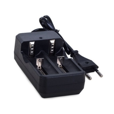 Carregador de Baterias 1865016340145003265026650