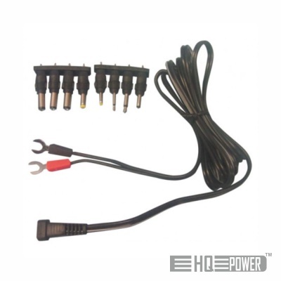 Cabos e adaptadores eletrónicos pretos com terminais tipo garfo