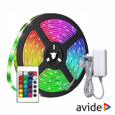 Fita LED RGB em carretel com controlo remoto e adaptador de energia