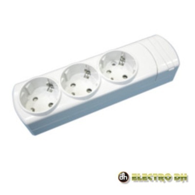 Extensão elétrica branca com três tomadas redondas