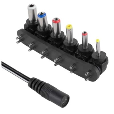 Conjunto de adaptadores de tomada DC com seis pontas coloridas e cabo preto