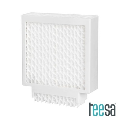 Filtro de ar branco com padrão triangular e logotipo teesa