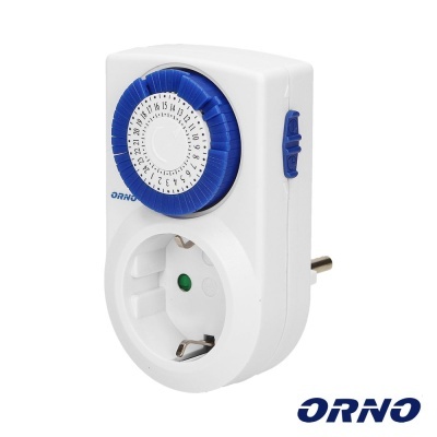 Temporizador elétrico branco com disco azul e marca ORNO