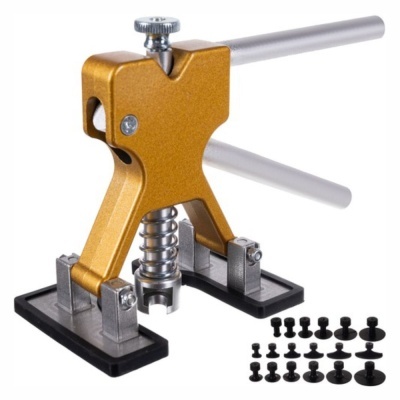 Prensa dourada para rebites com alças prateadas e acessórios pretos