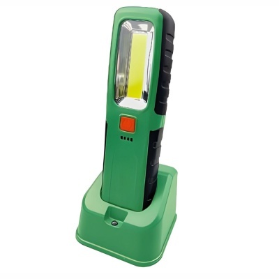 Lanterna portátil verde com base de carregamento