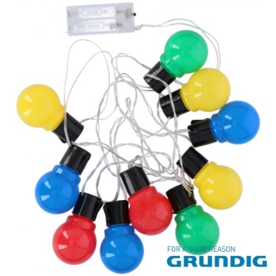 Luzes decorativas coloridas em fundo branco