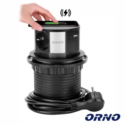 Tomada automática de embutir preta e cinza da marca ORNO com entradas USB e símbolo de carregamento sem fio