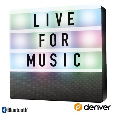 Painel luminoso com letras pretas e luzes coloridas a dizer LIVE FOR MUSIC