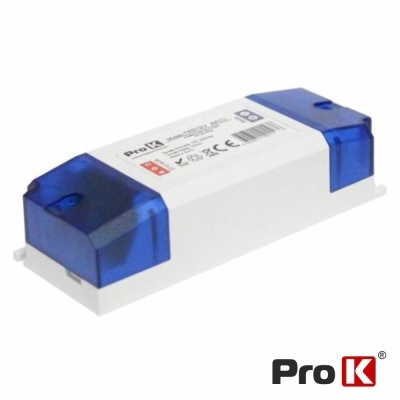 Fonte de alimentação ProK branca com tampas azuis e etiqueta técnica
