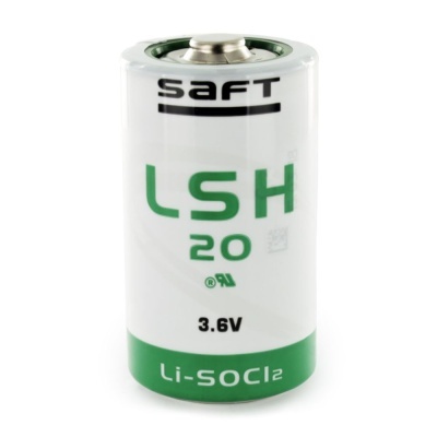 Bateria cilíndrica branca e verde com texto SAFT LSH 20 3.6V e LI-SOCl2