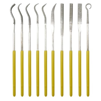 Conjunto de 10 ferramentas de modelagem com cabos amarelos e pontas metálicas variadas