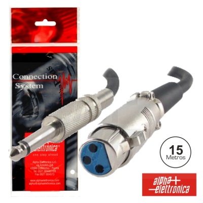 Cabo de áudio com conetores metálicos prateados e embalagem preta e vermelha