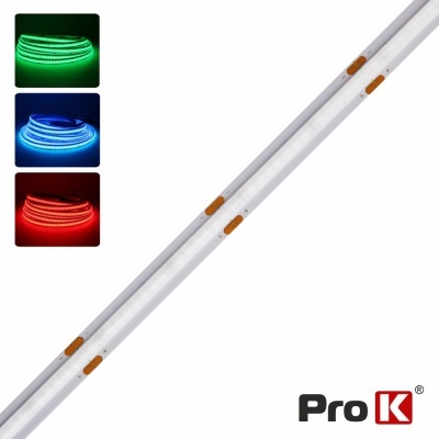 Três fitas LED coloridas e duas fitas LED brancas com conectores laranja e logótipo Pro K