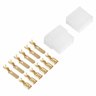 Caixas plásticas transparentes com terminais elétricos metálicos dourados