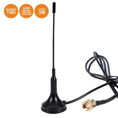 Antena GSM preta com base magnética e cabo, sobre fundo branco