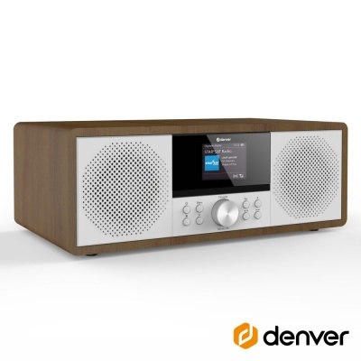 Rádio digital portátil Denver com painel branco e grelha de altifalantes, acabamento em madeira castanha