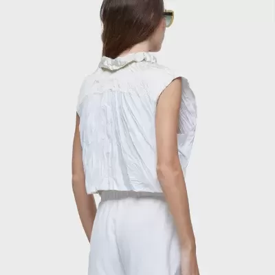Camisa sleeveless wrinkledd satin + trico