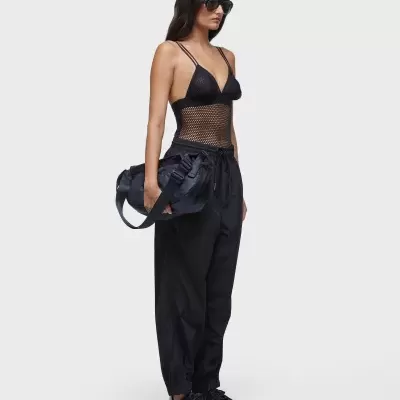 Calça superlight microfuros