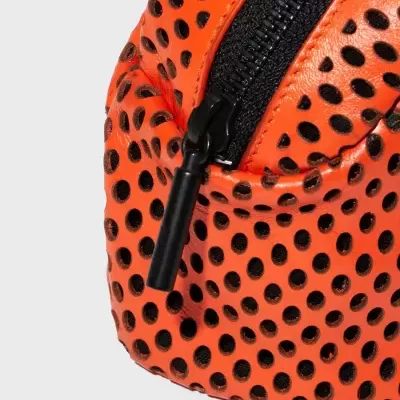 Mini Trekking Couro Microfuros Osklen