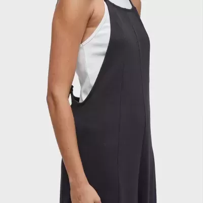 Macacão jardineira malha rustica