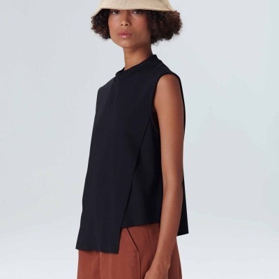 Sleeveless Diagonal Black Osklen