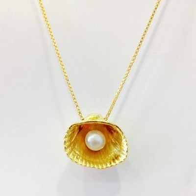 COLAR CONCHA E PÉROLA MÉDIO DOURADO