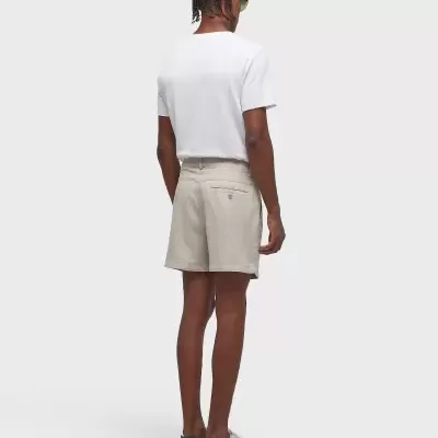 Short fluid linen pleats Osklen