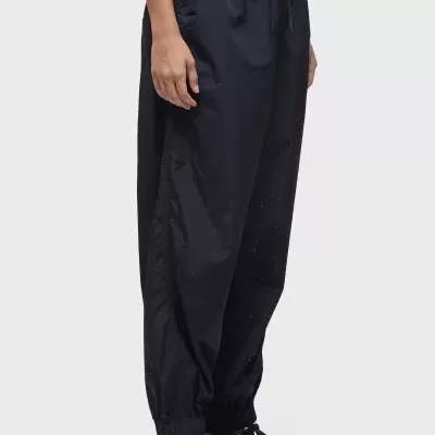 Calça superlight microfuros