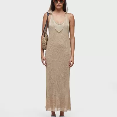 Vestido tricot capuz cortica