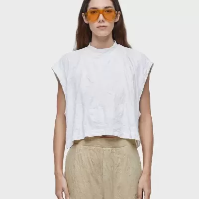 Blusa cropped duo colete wrinkled