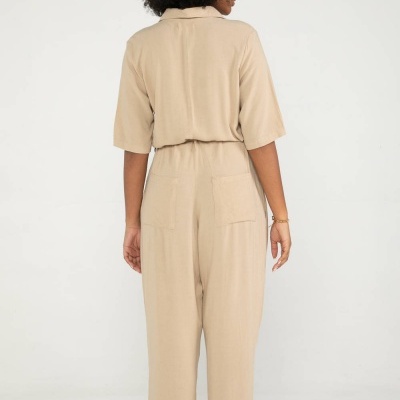 MACACÃO COM GOLA LINHO MIG