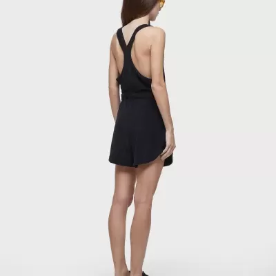 Macaquinho nadador atoalhado