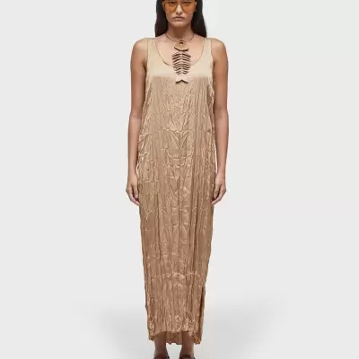 Vestido regata wrinkled satin