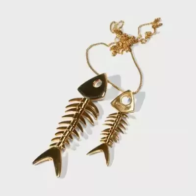 Colar escapulario pirarucu