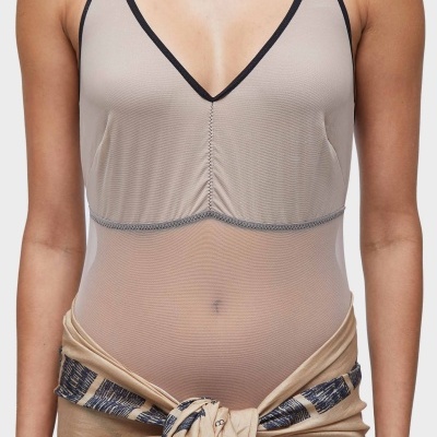 Body Under Tule Osklen