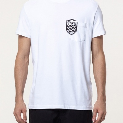 T-Shirt Bolso Brasao Mc Osklen