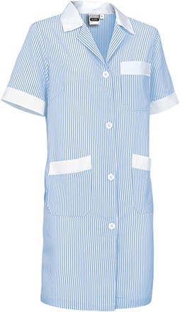 Bata azul claro com riscas brancas e bolsos brancos