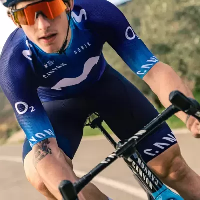 JERSEY&#x20;GOBIK&#x20;INFINITY&#x20;UNISEXO&#x20;MOVISTAR&#x20;TEAM&#x20;23