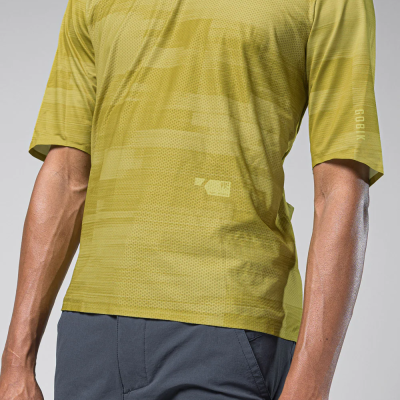 CAMISOLA&#x20;GOBIK&#x20;MANGA&#x20;CURTA&#x20;VOLT&#x20;HOMEM&#x20;SPLIT&#x20;GREEN