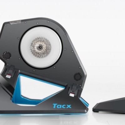 SIMULADOR&#x20;DE&#x20;TREINO&#x20;TACX&#x20;NEO&#x20;2T&#x20;SMART