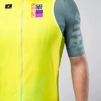 COLETE&#x20;GOBIK&#x20;PLUS&#x20;2.0&#x20;HOMEM&#x20;LIQUID&#x20;LIME