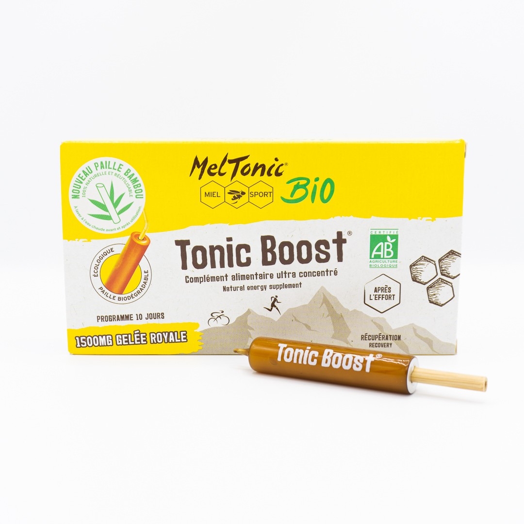 Embalagem e ampola do suplemento alimentar MelTonic Bio Tonic Boost sobre fundo branco